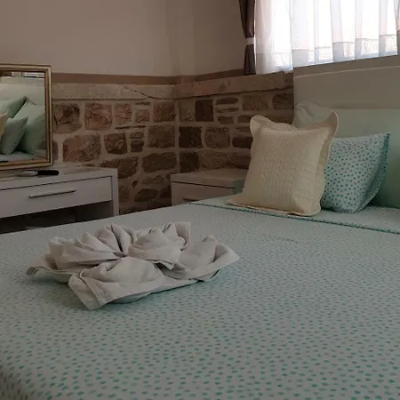 Paola Apartment Supetar