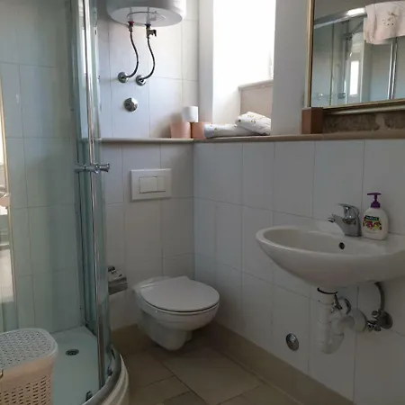 Paola Apartment *